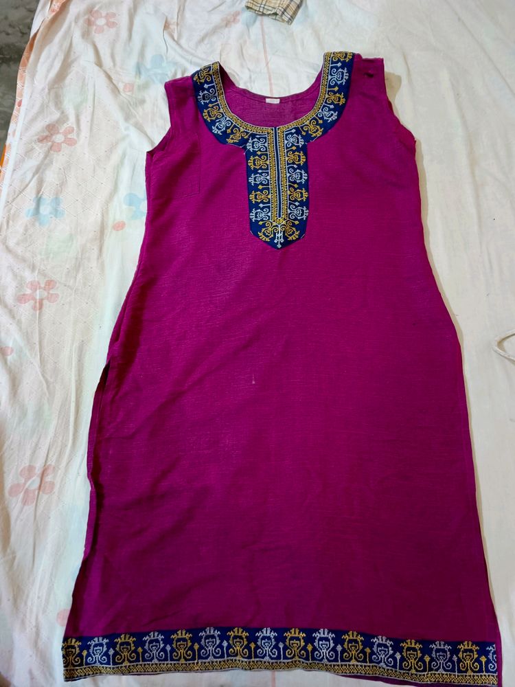 SLEEVLESS KURTA FOR WOMEN'S