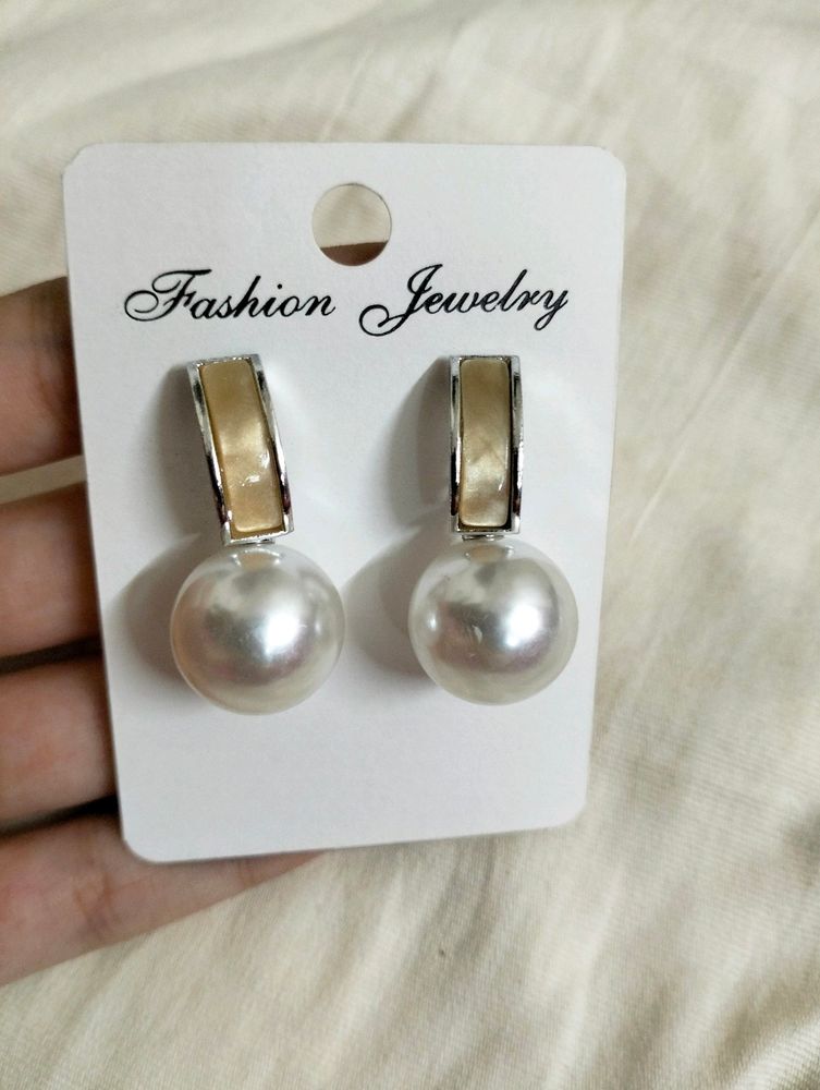 Korean Pearl Drop Earrings