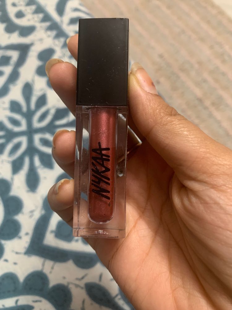 Nykaa Shimmer Liquid Lipstick