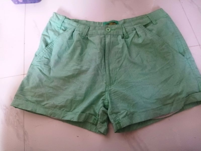 Green Short