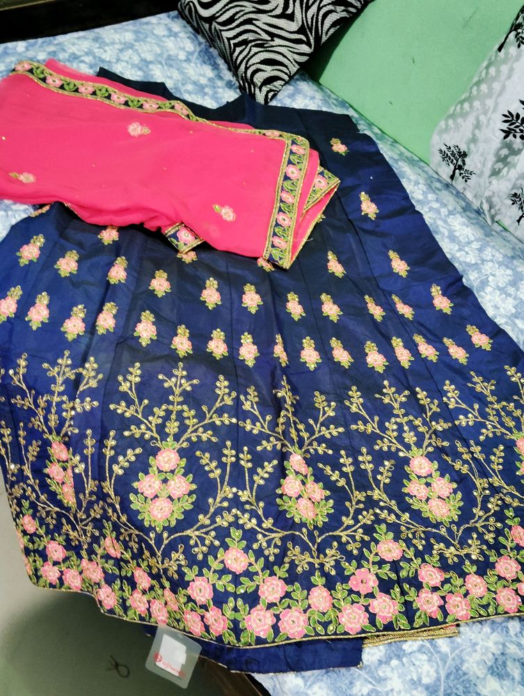 Unstitched Blouse With Pink Colour Dupatta And Va