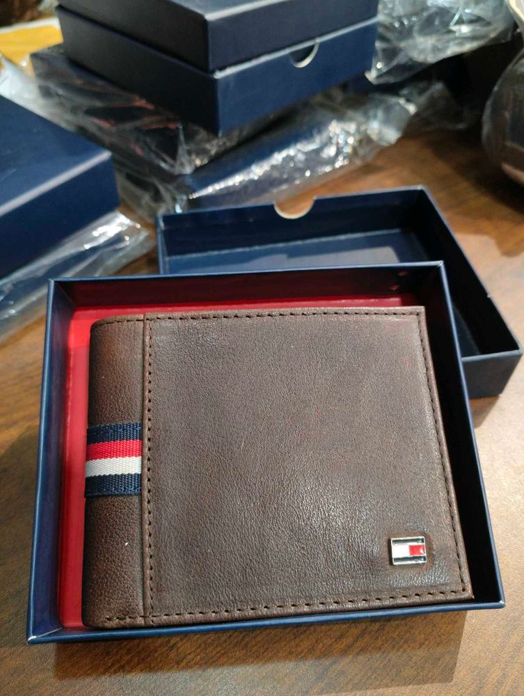 Leather Wallets _Tommy Hilfiger