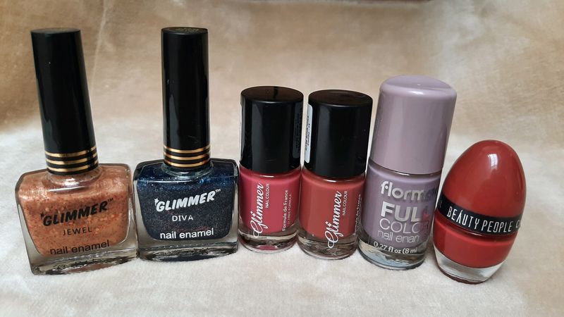 6pcs Nailpolish Combo With Top Coat