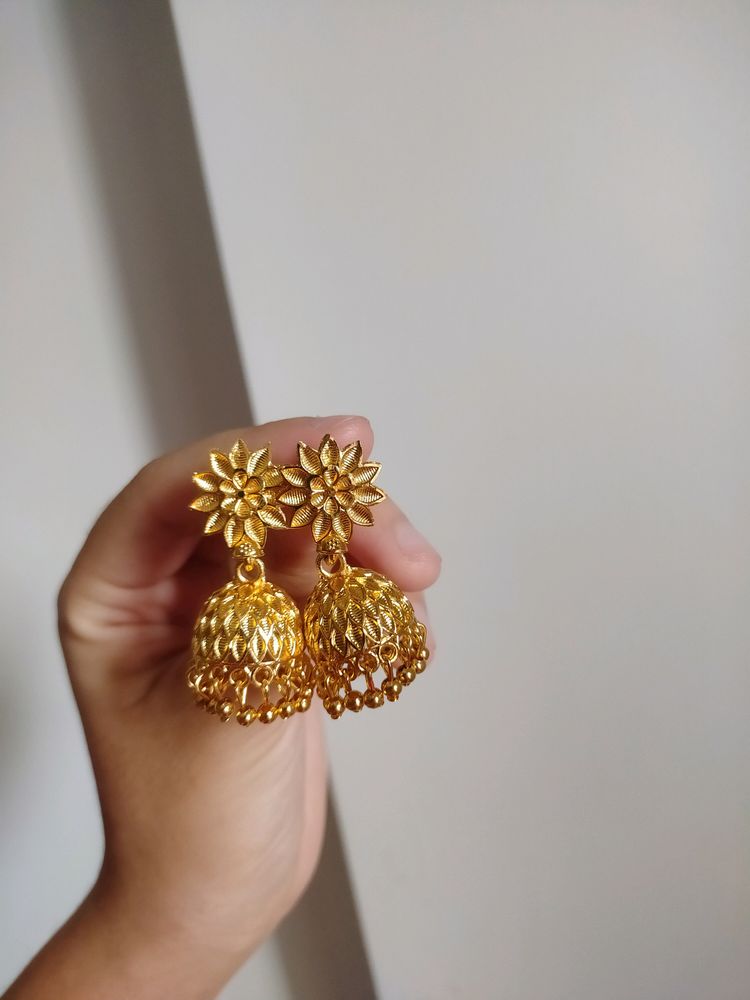 Golden Jhumka