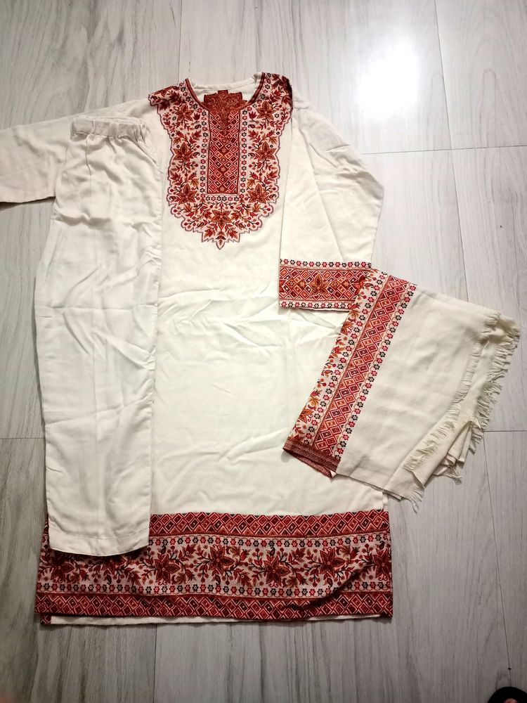 Kurta Pant Set With Shawl For Women