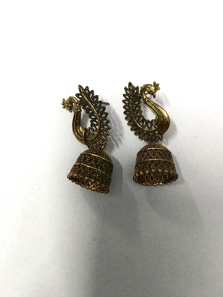 Beautiful Unused Earrings