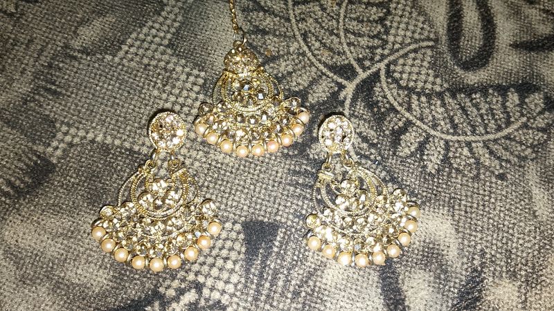 Earings With Teeka