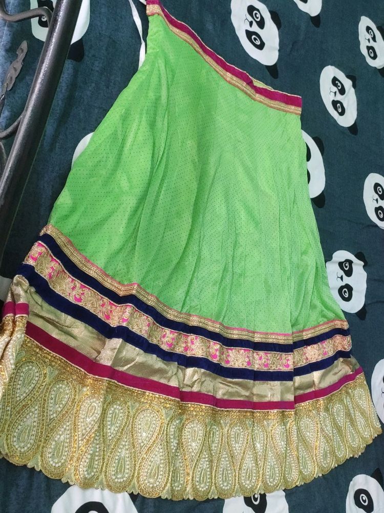 Ethnic Lehenga/Skirt With Dupatta..Selling Urgent