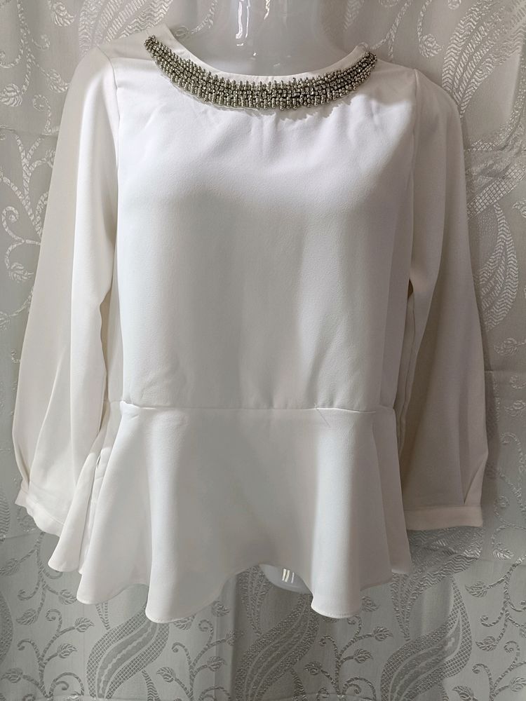 Beads O-neck Long Sleeves Top