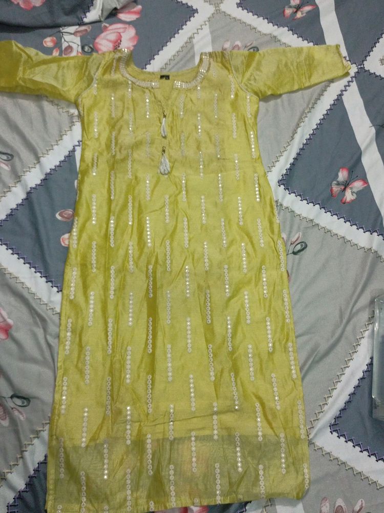 Women Embroidered Straight Lemon Yellow Kurta