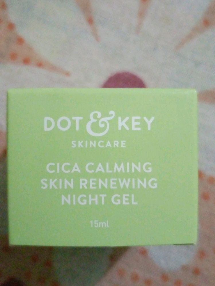 Dot & Key CICA Calming Skin Renewing Night Gel.