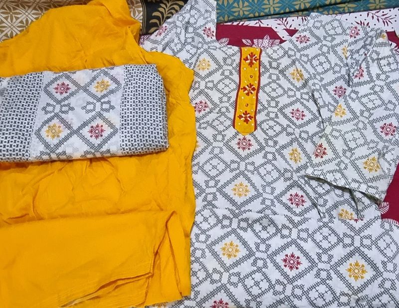 Kurti Set