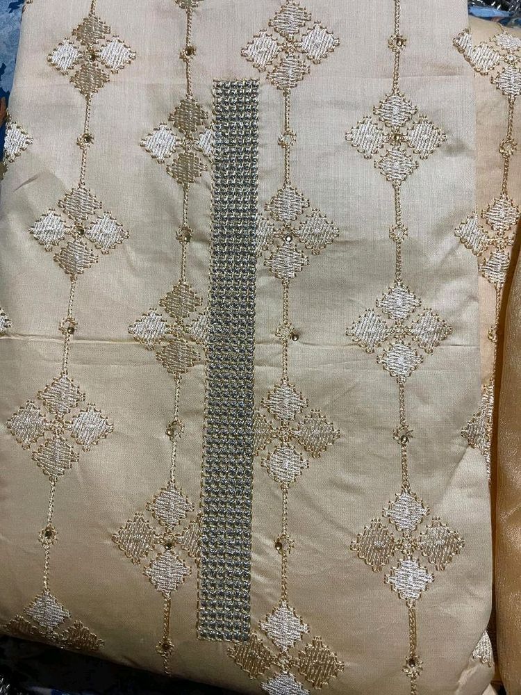 Unstitched Embroidery Suit Material