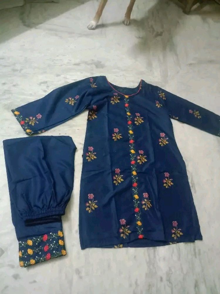 Pent Kurti