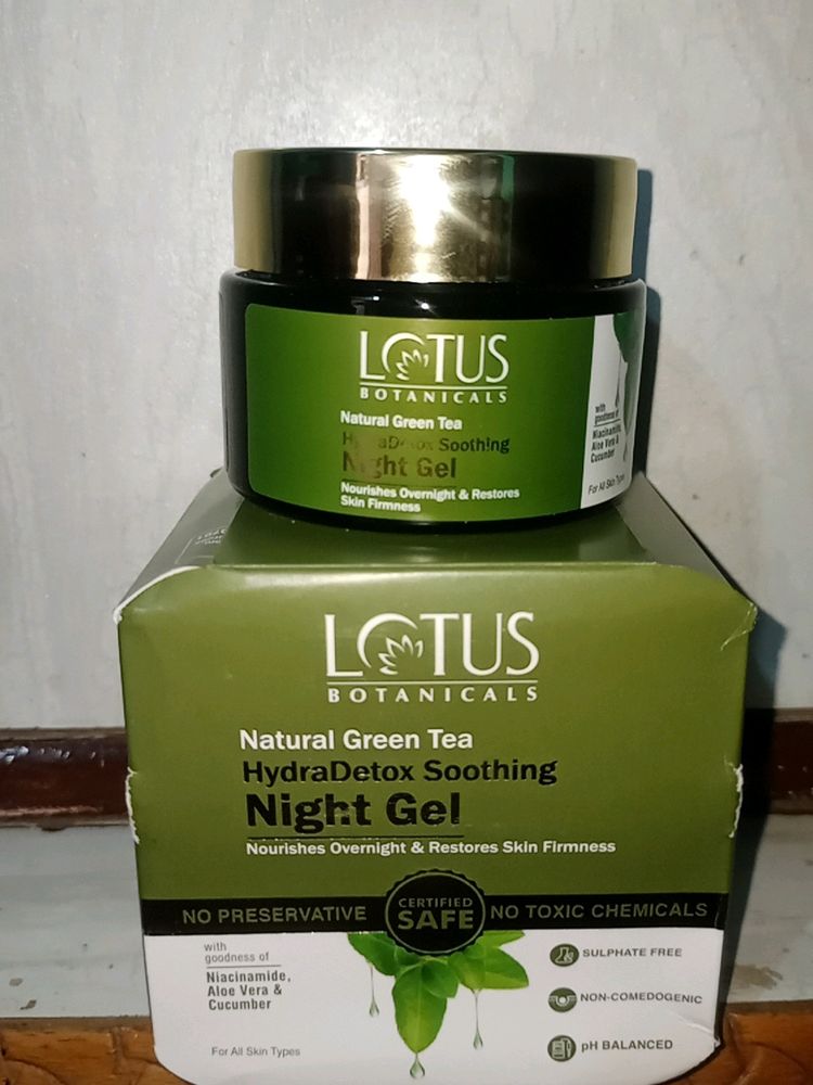 Lotus Night Gel