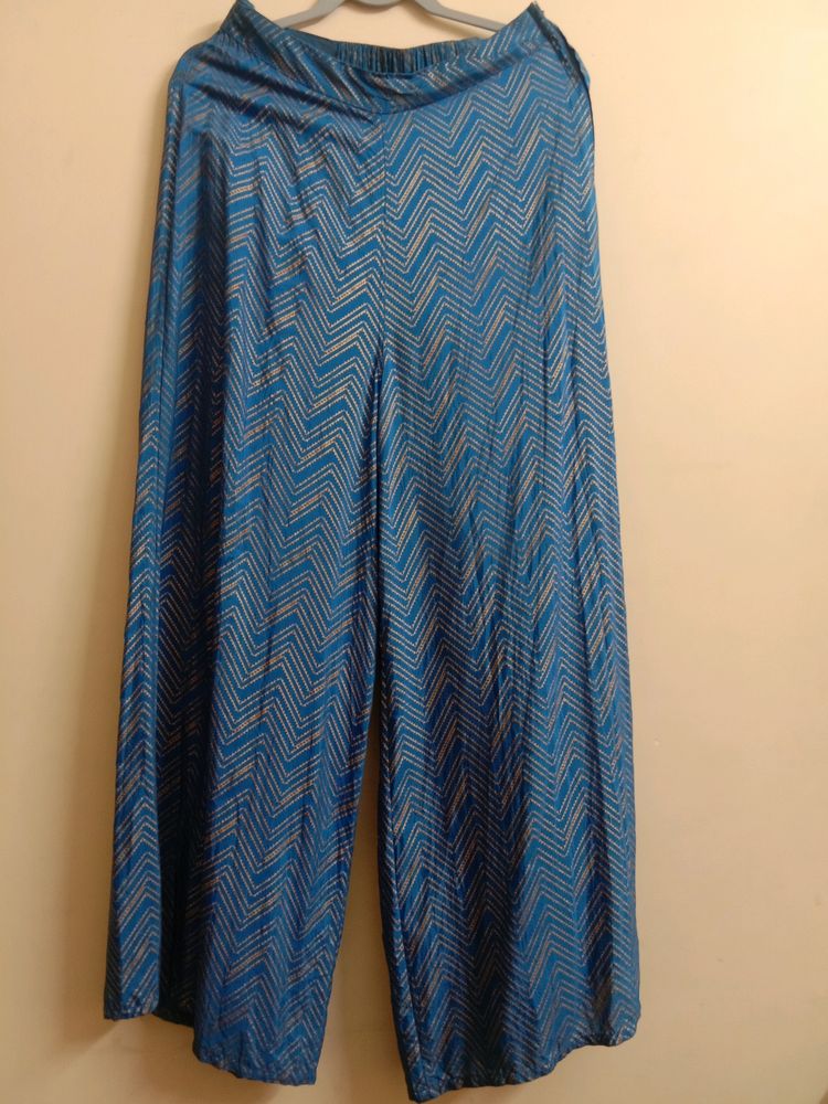 Zig-zag Design Blue Plazzo