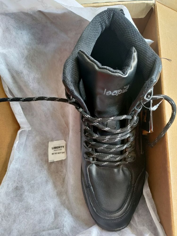 LIBERTY New With Tag Leather Boots (44)