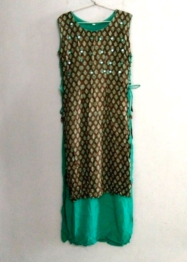 📢 Sale 📢 Sale 📢 Sale 📢 Beautiful Sleeveless Designer Green And Brown Full Kurti