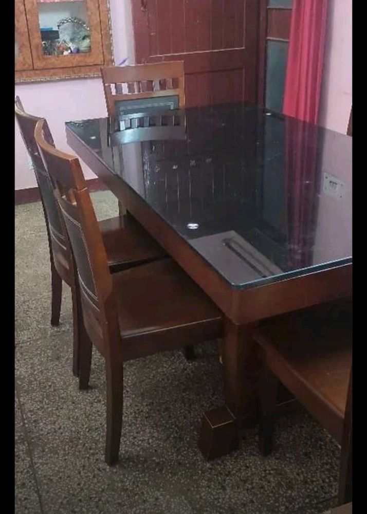 Dinning Table With 6 Chair