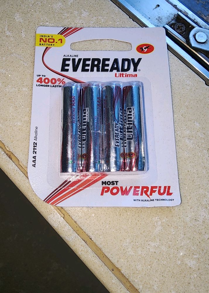 Eveready Ultima AAA battery pack of 4