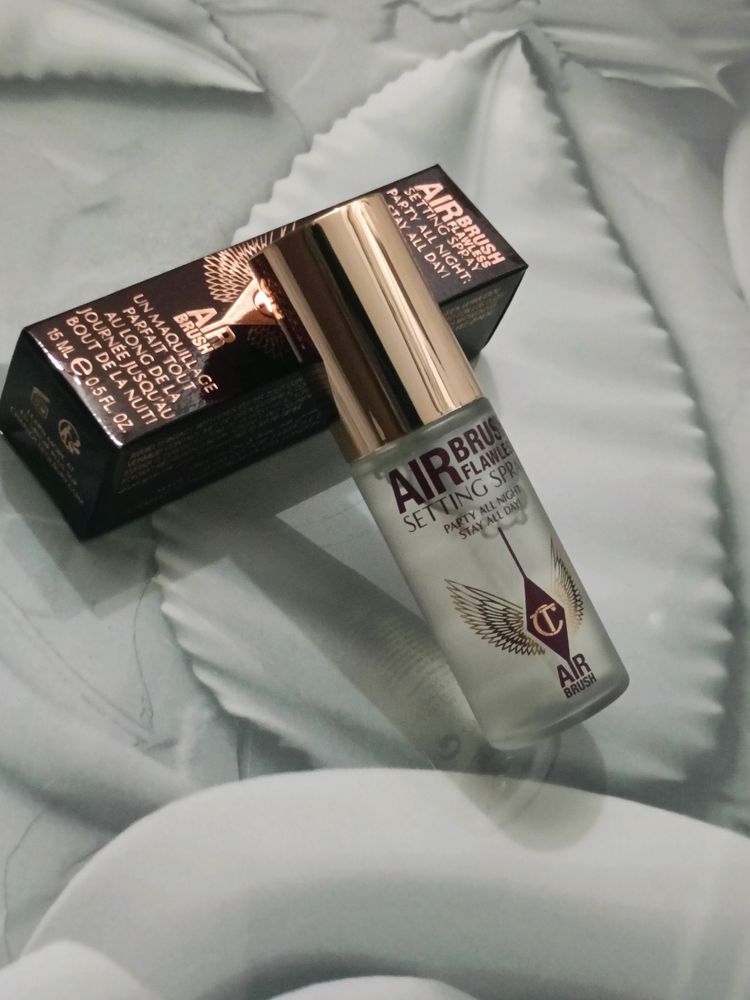 Charlotte Tilbury Air Brush Setting Spray ❤️😍