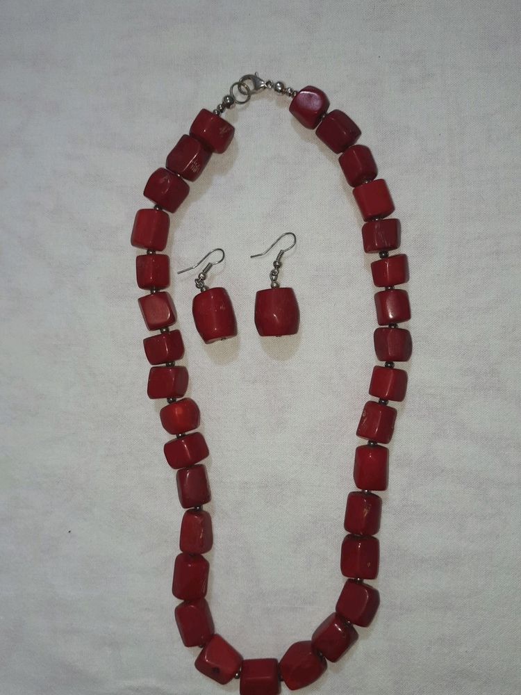 Red Necklace With Earrings