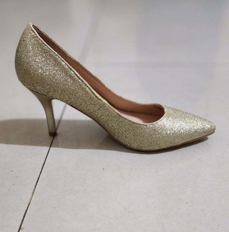 Shine N Sparkle  Party Golden Heels By Carlton Lon