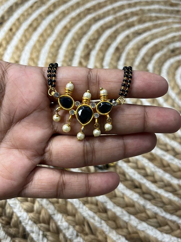 Short Mangalsutra