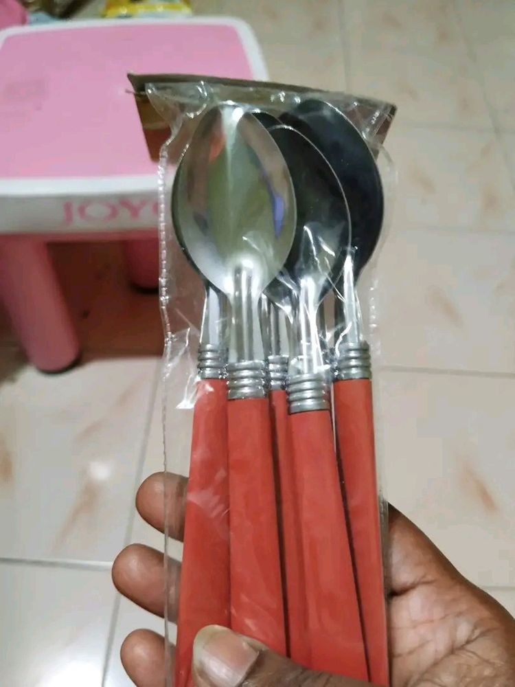 Trendy Stainless Steel Pack Of 6 Spoons 🥄