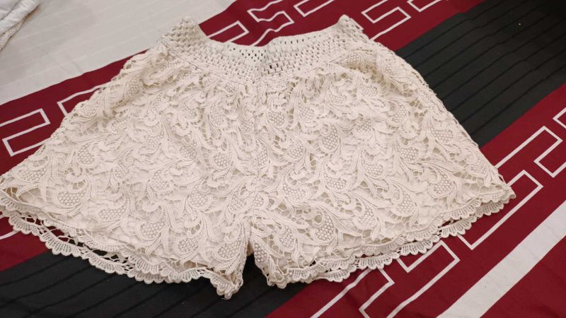 Lace Designer Short..26 28 30 32 34