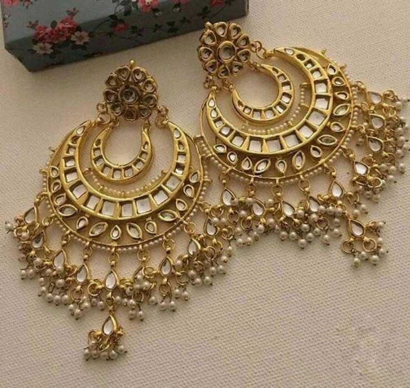 Chandbali Ear Ring