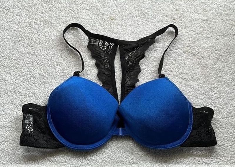 Sale‼️ Blue Front Hook Bra 💙