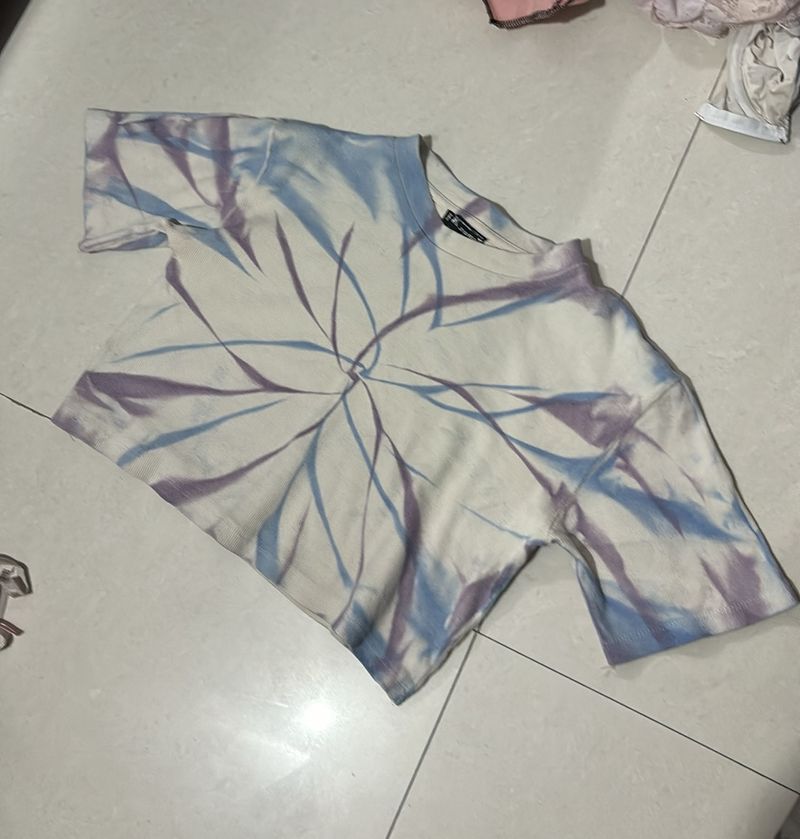 Tie Dye Crop Tshirt !