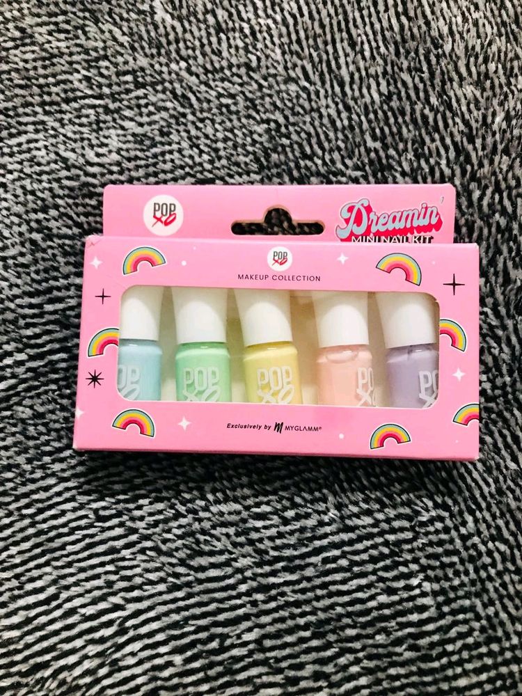 Myglamm Nailpaint Set Of 5 Pieces