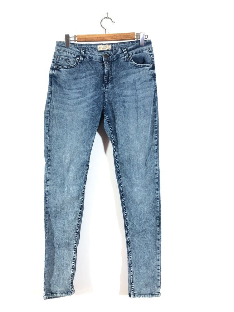 Blue Skinny Fit Jeans (Women’s)