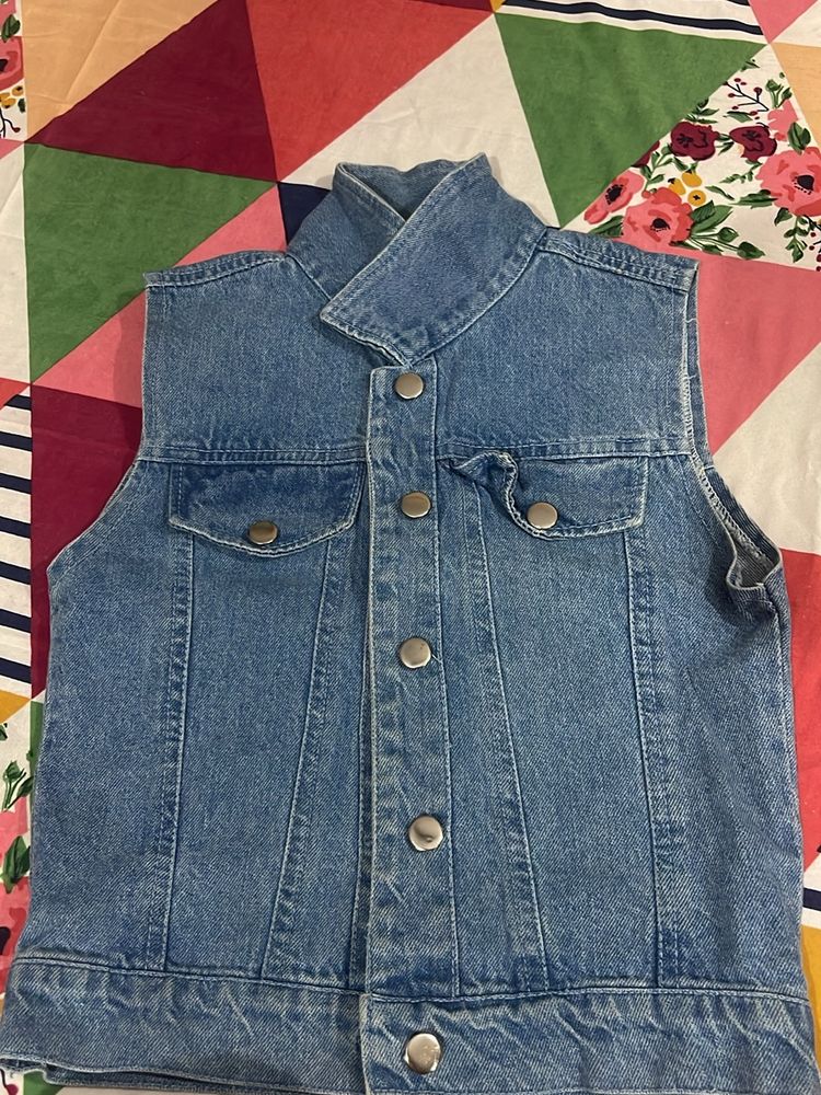 Light Blue Denim Sleeveless Jacket