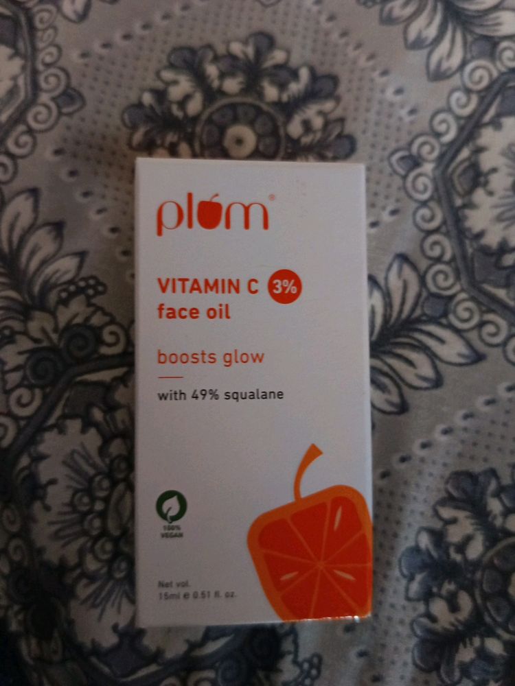 BRAND NEW SEALED PLUM VITAMIN C FACIAL OIL