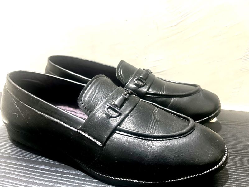 Black Old Money Aesthetic Loafer