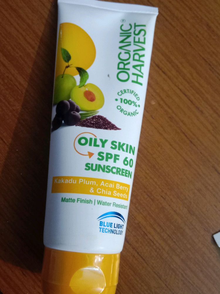 Sunscreen For Oily Skin Tone SPF 60