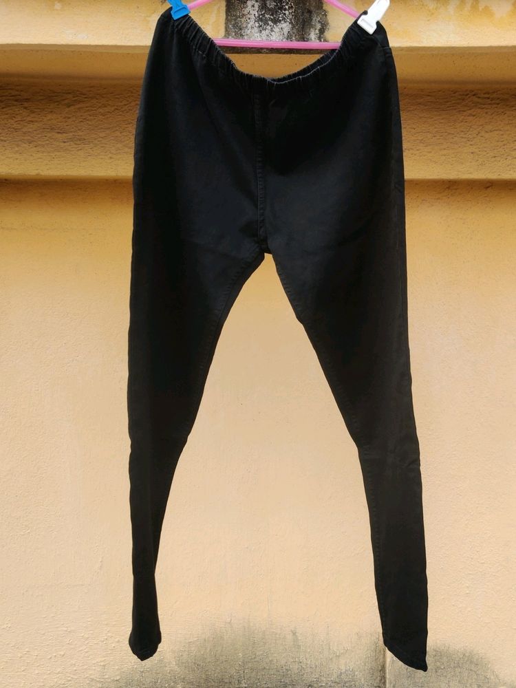 Black Jeggings Female