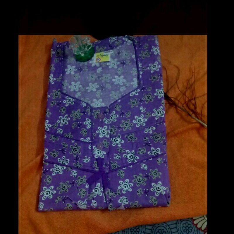 Feeding Nighty Center Button. 2 Sides Zips