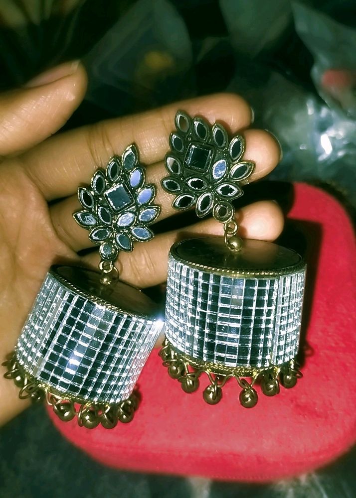 Jhumka.