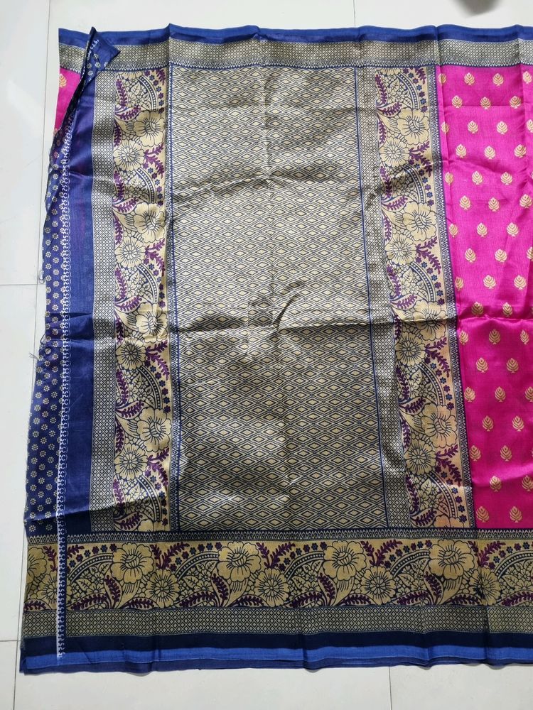 Women Casual Saree. Like New . Good Condition.