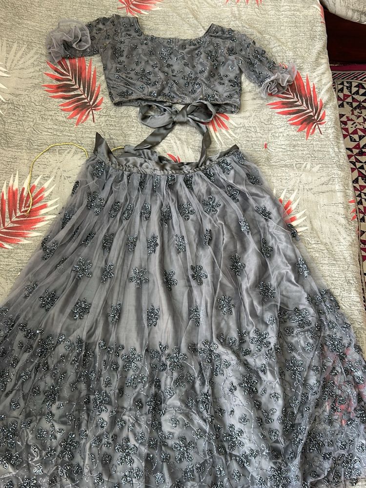 Women’s Wedding Outfit