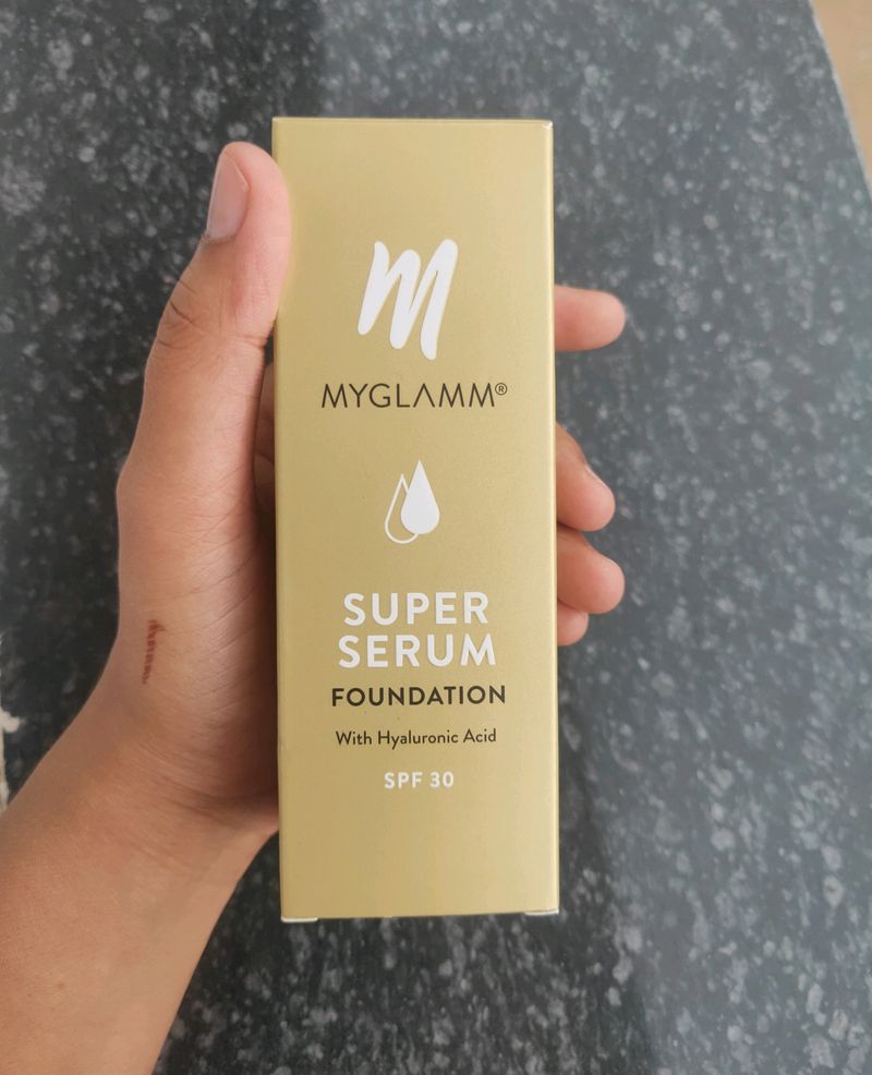 Myglamm Super  Foundation