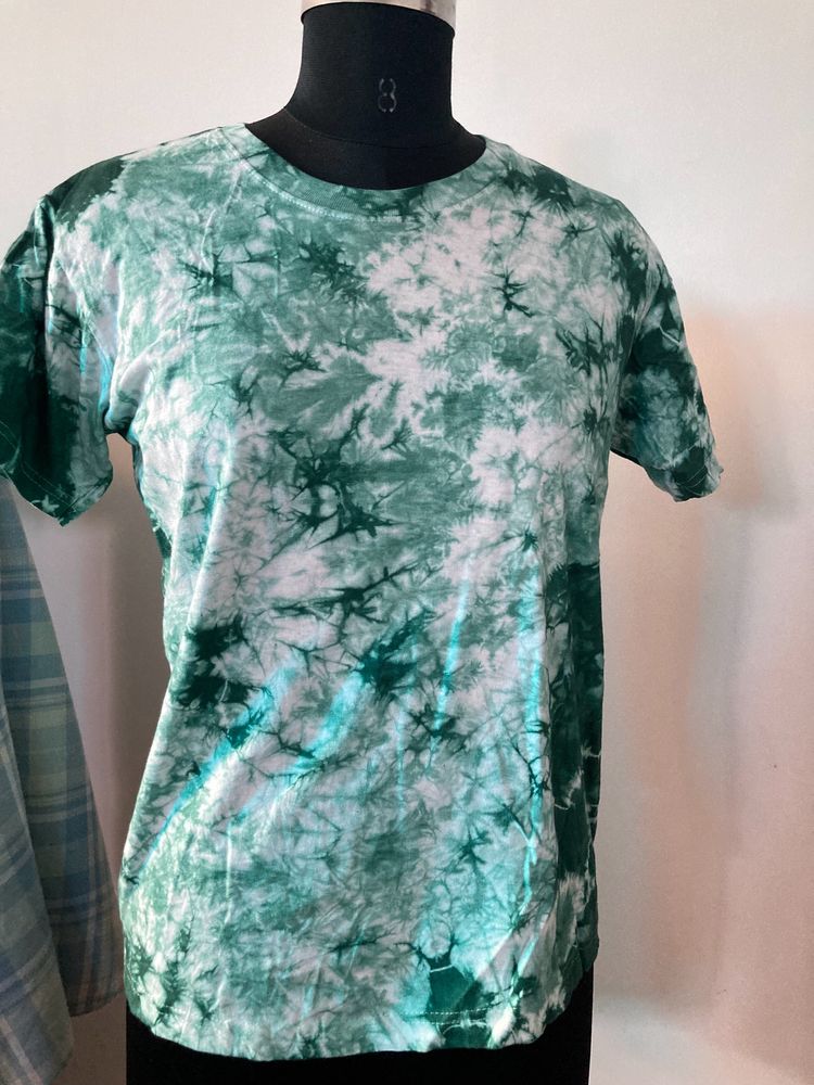 New Tie-Dye T-shirt 💛💛💛