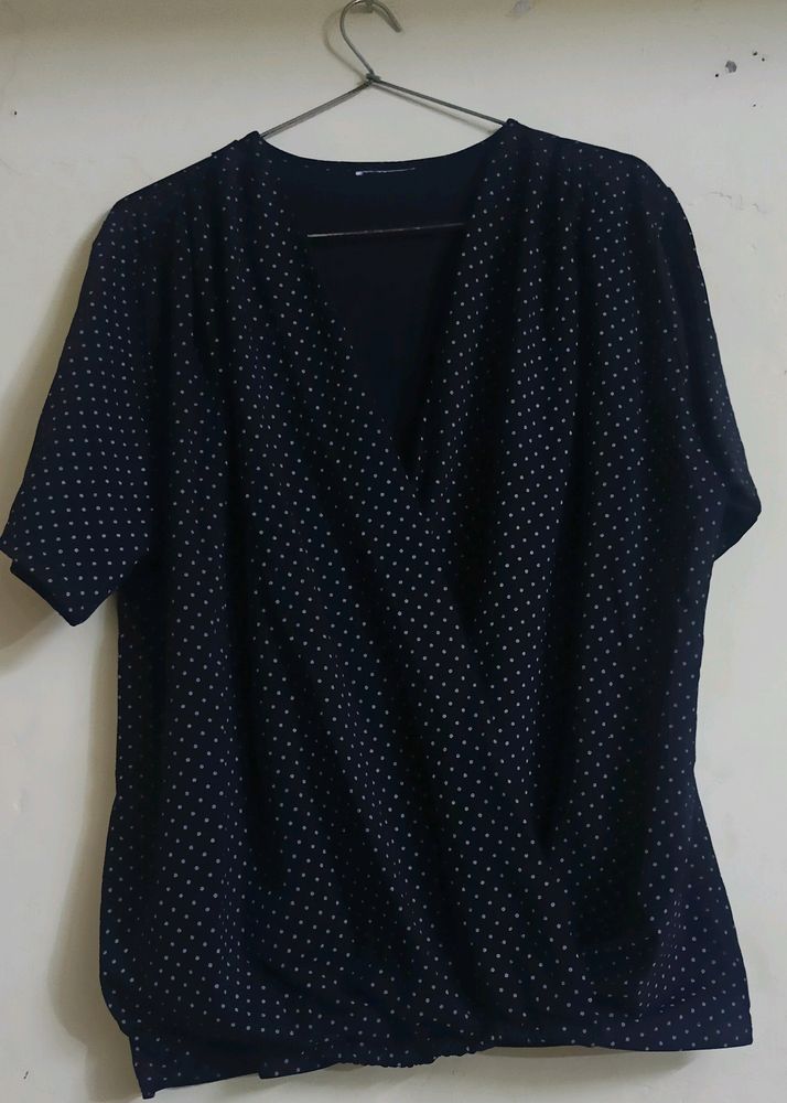 Polka Dott Black Top