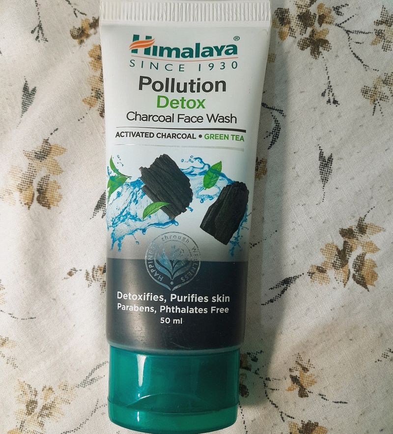 Himalaya Pollution Detox Charcol Face Wash