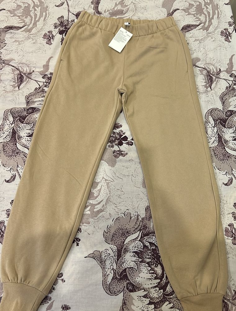 H&M New Tan Joggers (xs)