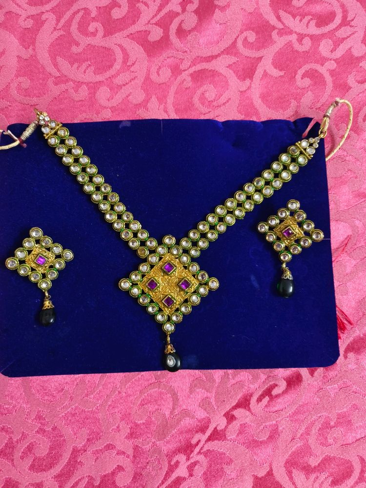 Multicolored Jewellery Set For Women